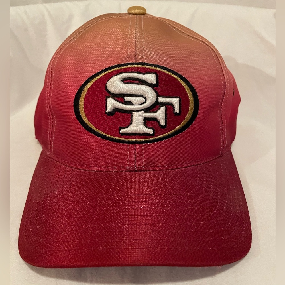 SF 49ers Ombré Adjustable Ball Cap
